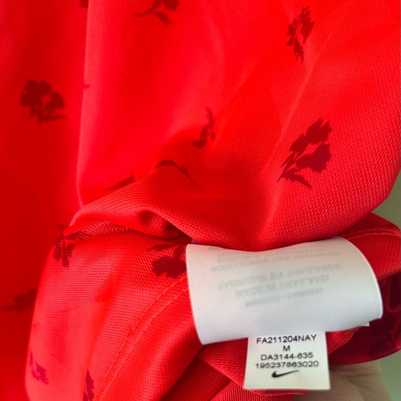 Nike Dri-Fit Slim Fit Athletic Floral Red Monochrome Sleeveless Shirt Tank. M. - Picture 10 of 17